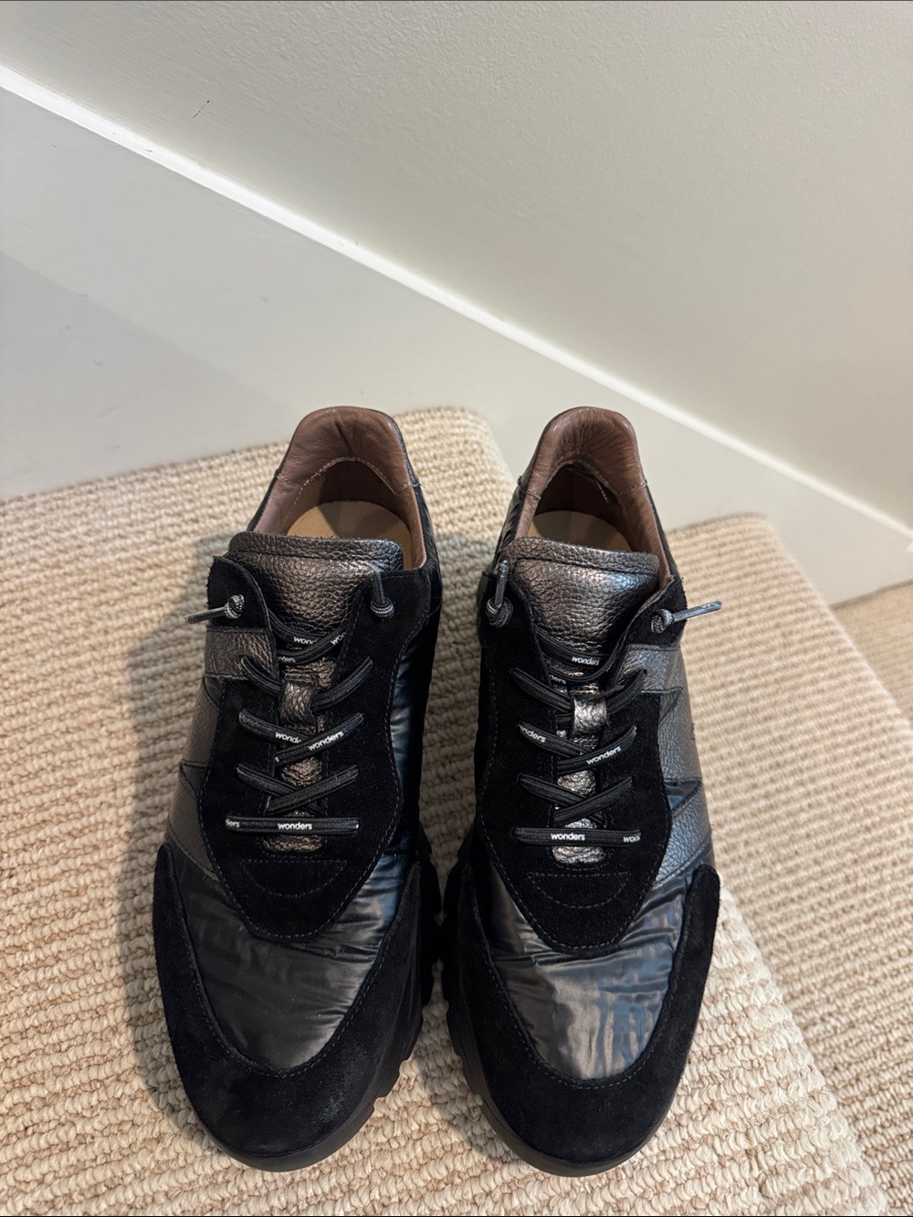 Wonders Women’s Oslo Black and Metallic Fashion Sneaker - Picture 2 of 7